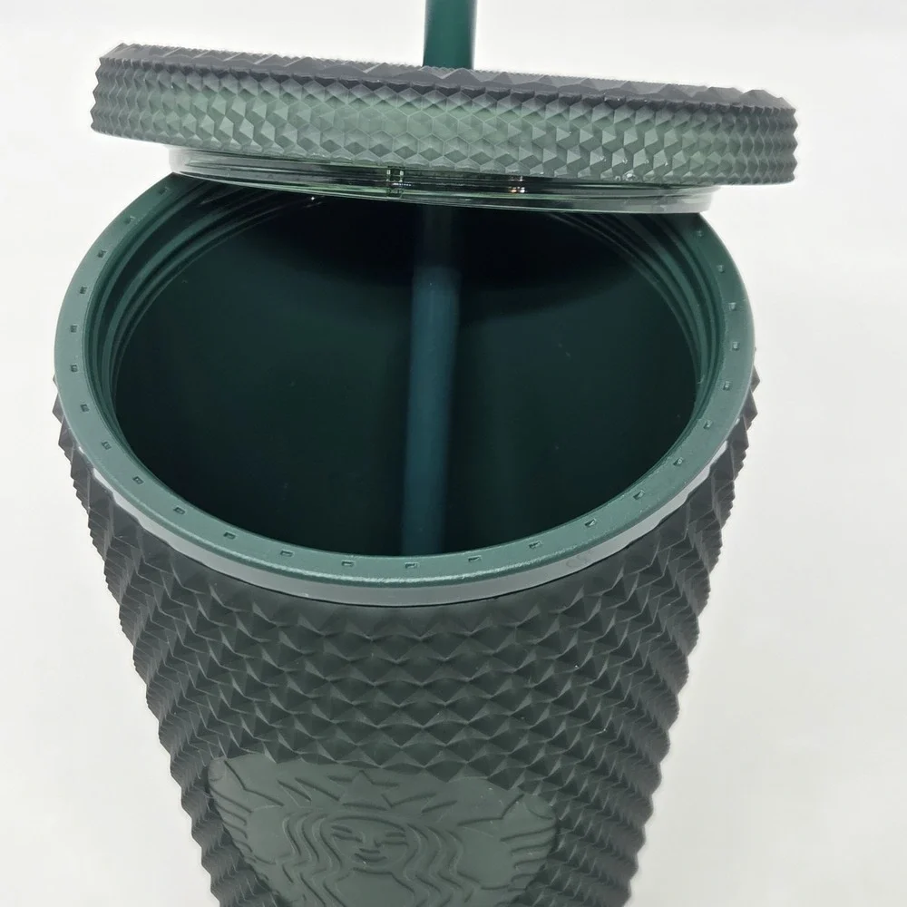 NEW 2022 Starbucks Matte Dark Green Grande Touch Studded 16 oz‎ Tumbler Cold Cup